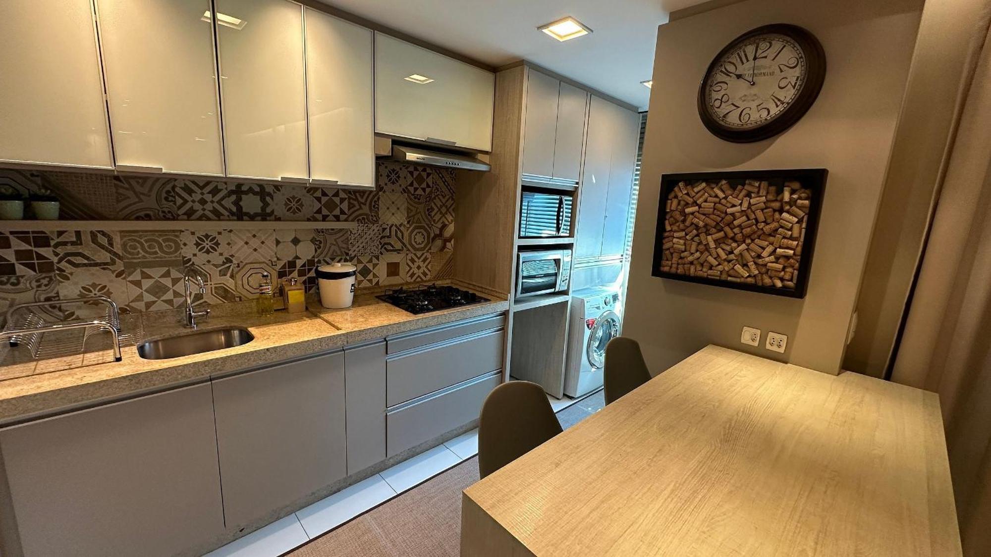 Apartamento Excelente Apto No Centro Foz. Otima Localizacao *